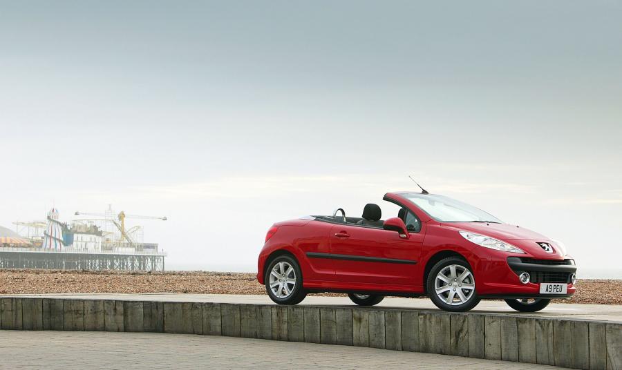  Peugeot 207 CC 2007 года  (фото 44 из 72)